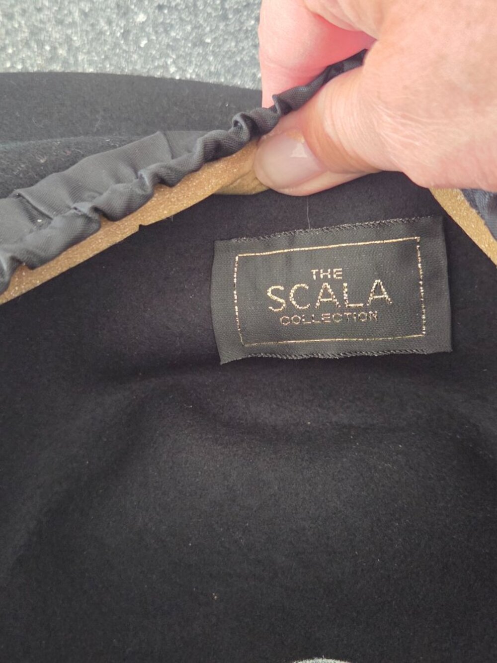 Black Hat with Turned Up Brim 100% Wool Felt The Scala Collection Unisex - Picture 5 of 7